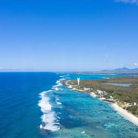 Eastern Blue Beachfront Luxury Apartment Poste Lafayette Exteriör bild