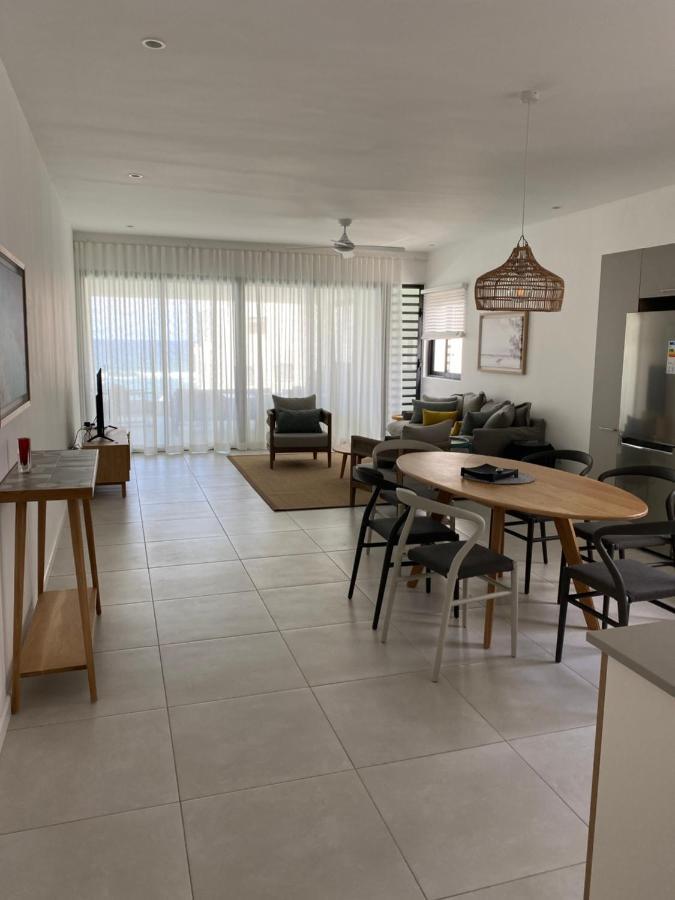 Eastern Blue Beachfront Luxury Apartment Poste Lafayette Exteriör bild