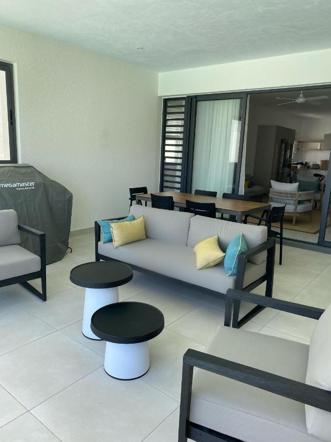 Eastern Blue Beachfront Luxury Apartment Poste Lafayette Exteriör bild